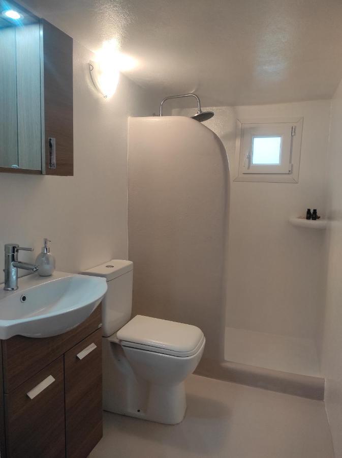 Prickly Pear House Hotel Plaka  Екстериор снимка